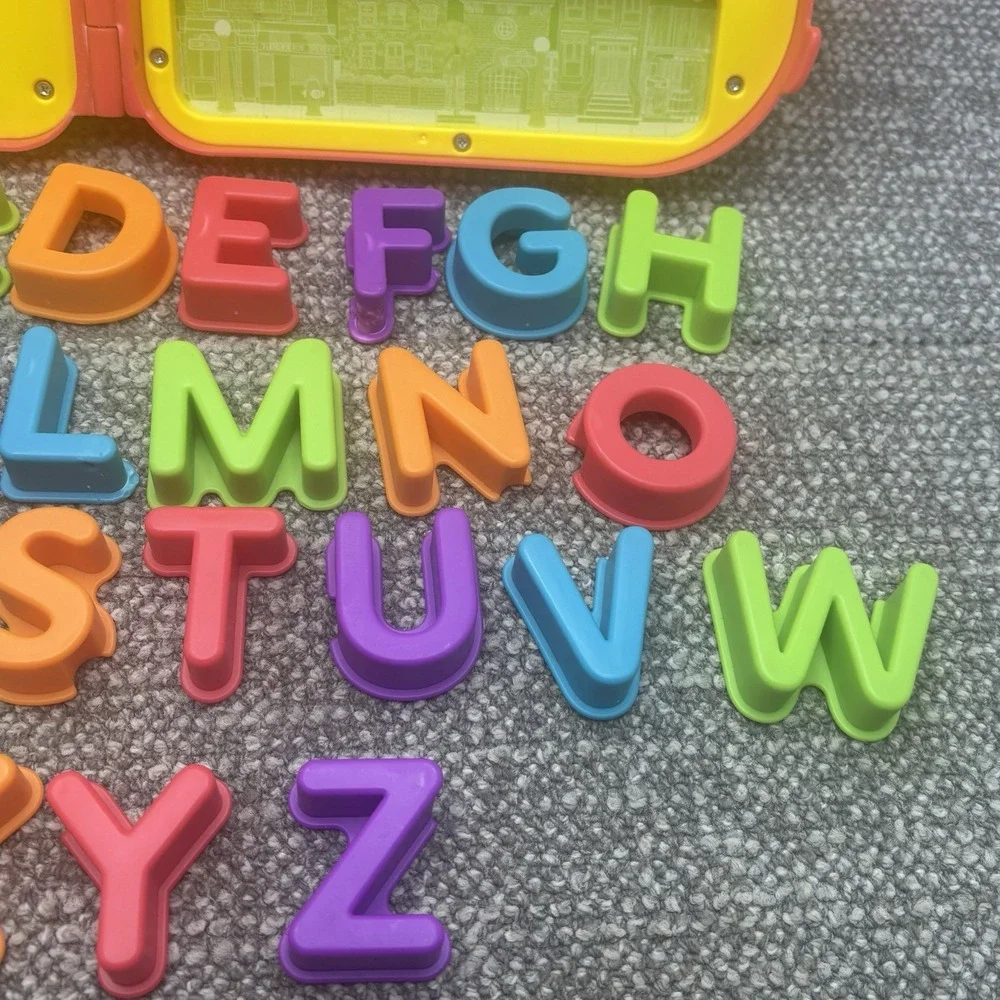 Sesame Streets Elmo On The Go ABC Carrying Case With ALL Letters!